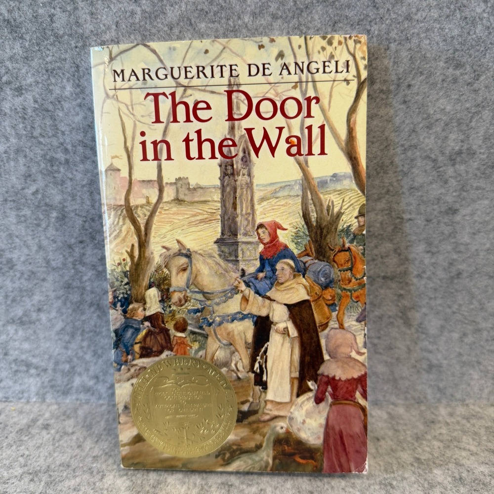 The Door in the Wall by Marguerite de Angeli, Paperback, Good